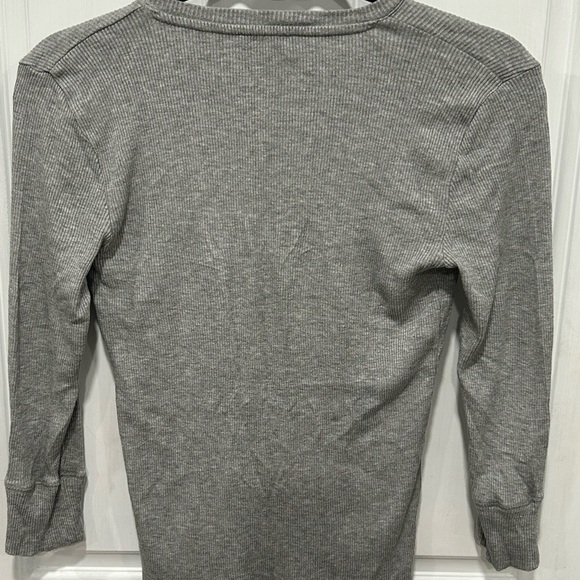 J.CREW WOMEN'S HEATHER GRAY 3/4 SLEEVE RIBBED HENLEY TEE TOP Sz M - Picture 3 of 5